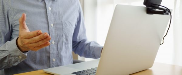 脱オンライン通話初心者！オンライン会議サービスzoomの使い方を分かりやすく解説