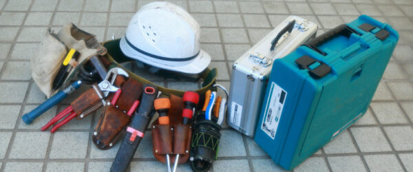 水道屋の作業車に積んでおくべき工具や棚のDIY方法を解説