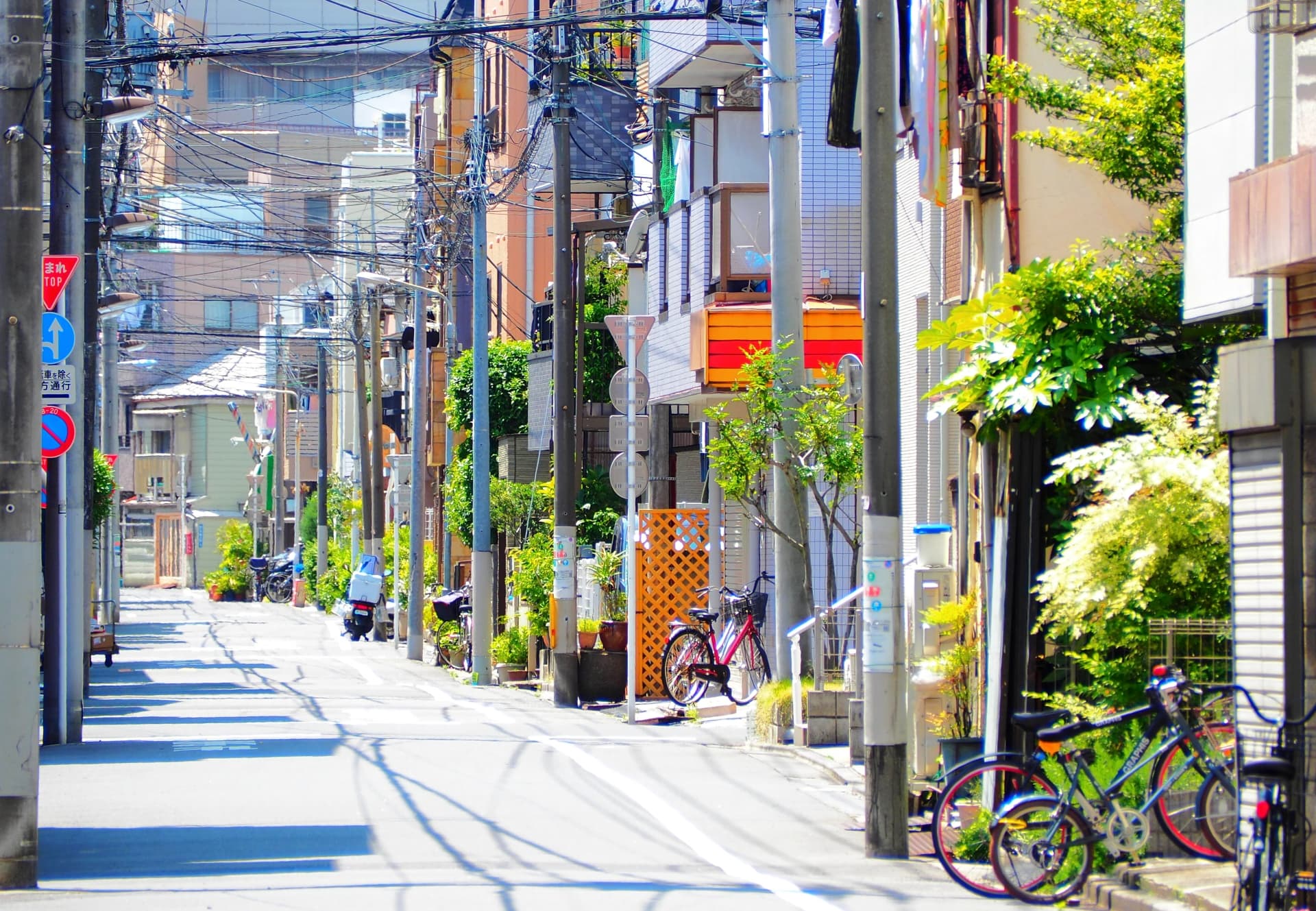 道路占用許可とは？申請が必要なケース・道路使用許可との違い・申請の流れまでわかりやすく解説